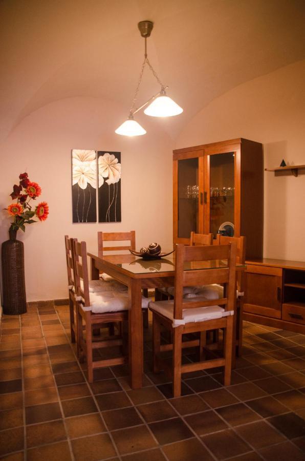 Casa Sierpes Appartement Caces Kamer foto