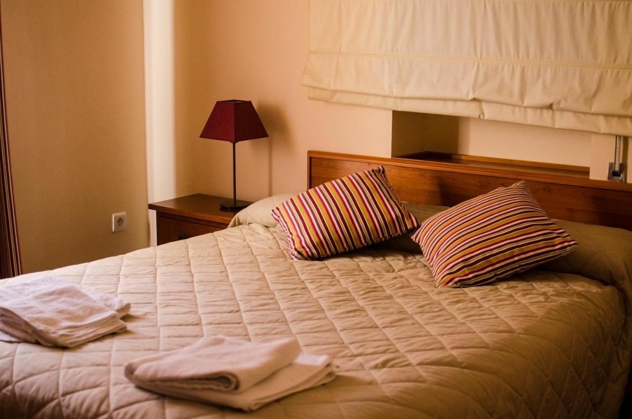 Casa Sierpes Appartement Caces Kamer foto